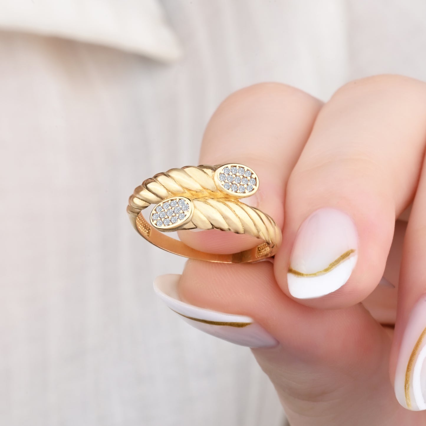 Twisted Pave CZ Grooved Ring in 14K Gold