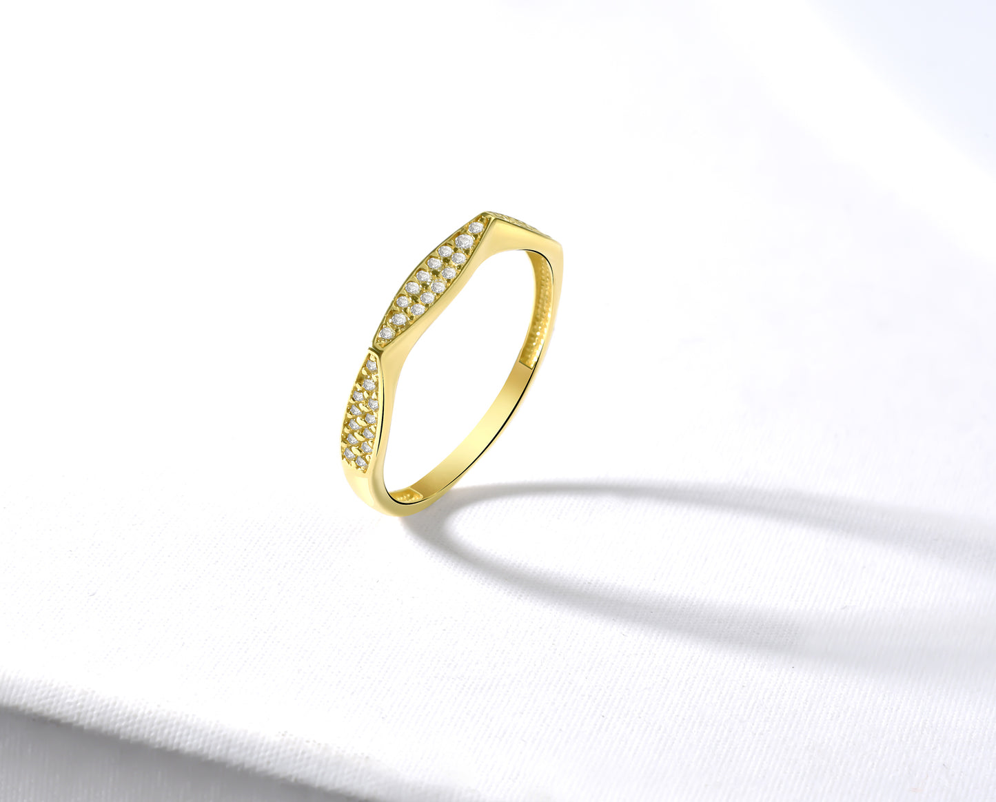 14K Yellow Gold Pavé Zirconia V-Contour Ring