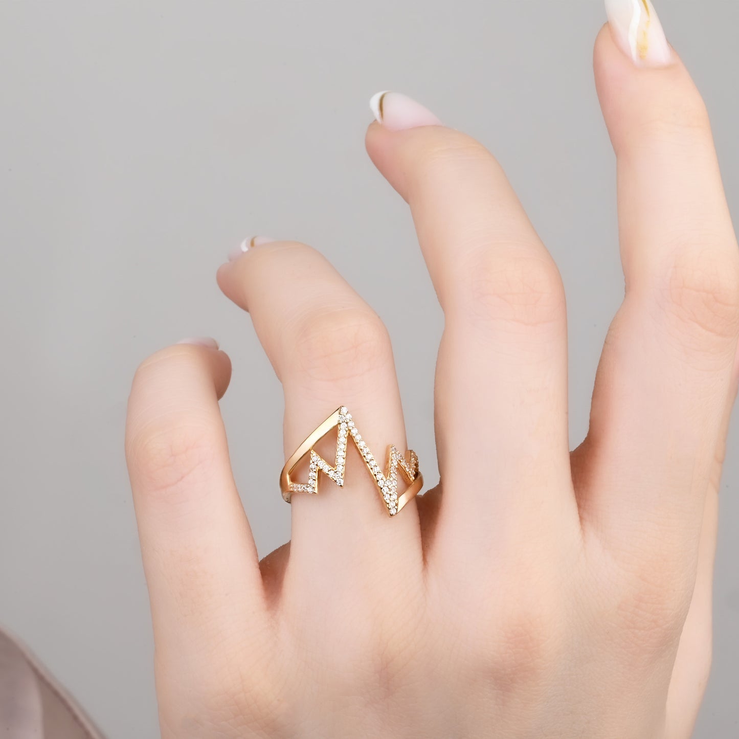Heartbeat CZ-Accented Ring in 14K Gold