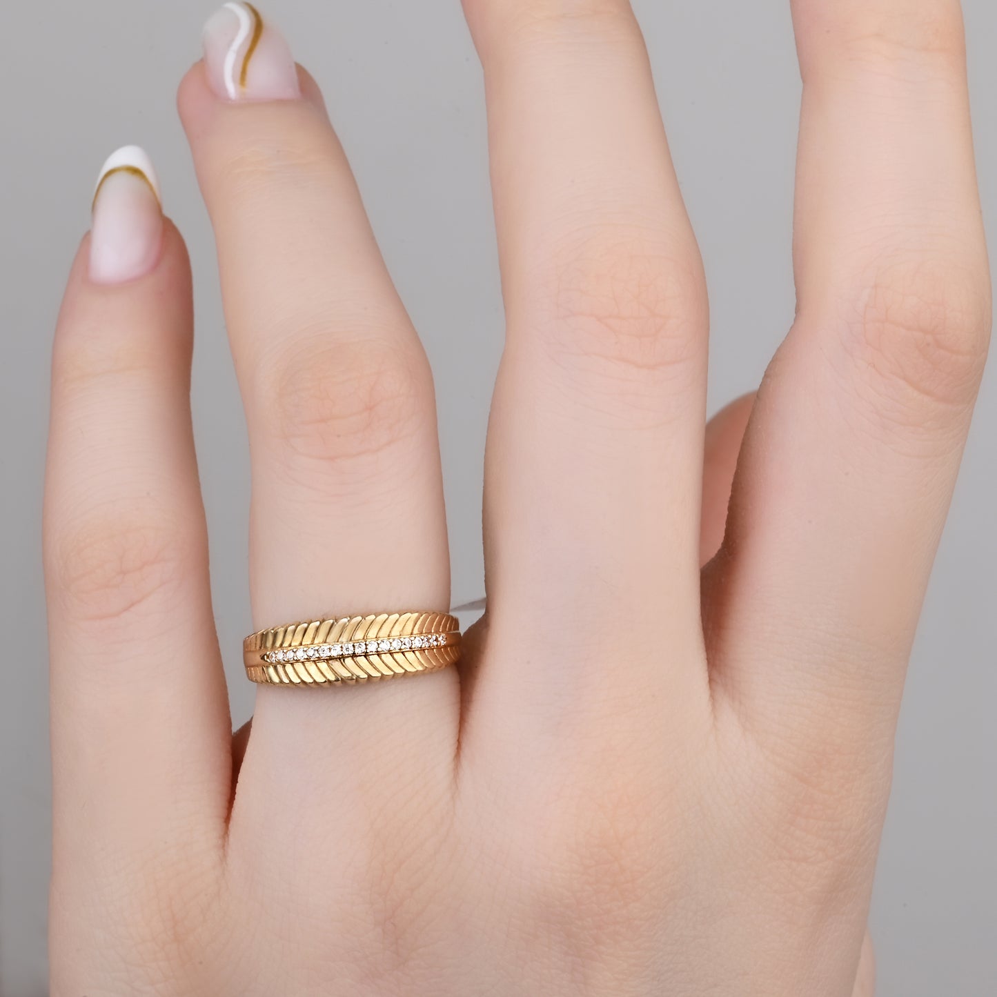 Textured Band CZ Ring in 14K Gold