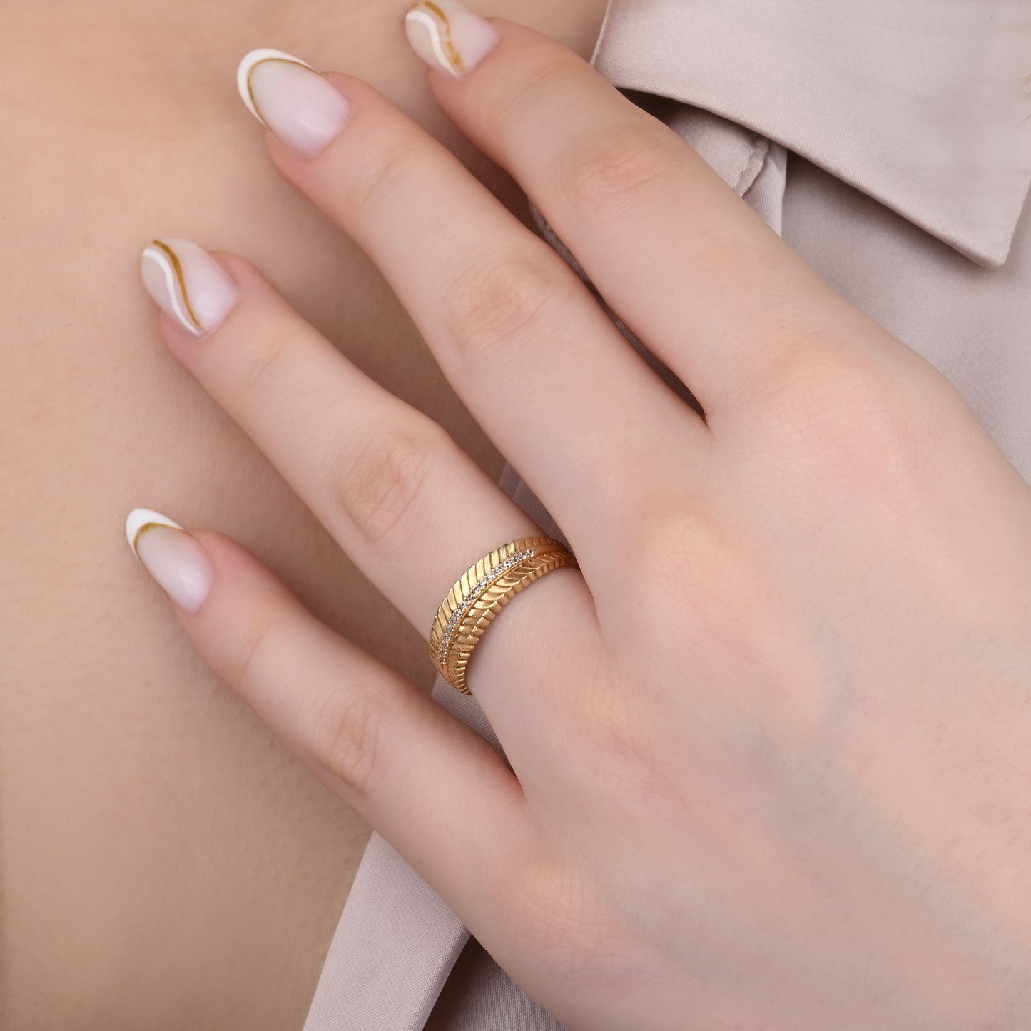 Textured Band CZ Ring in 14K Gold