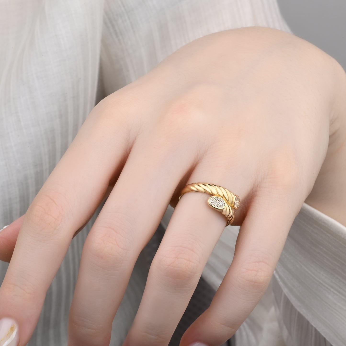 Twisted Pave CZ Grooved Ring in 14K Gold