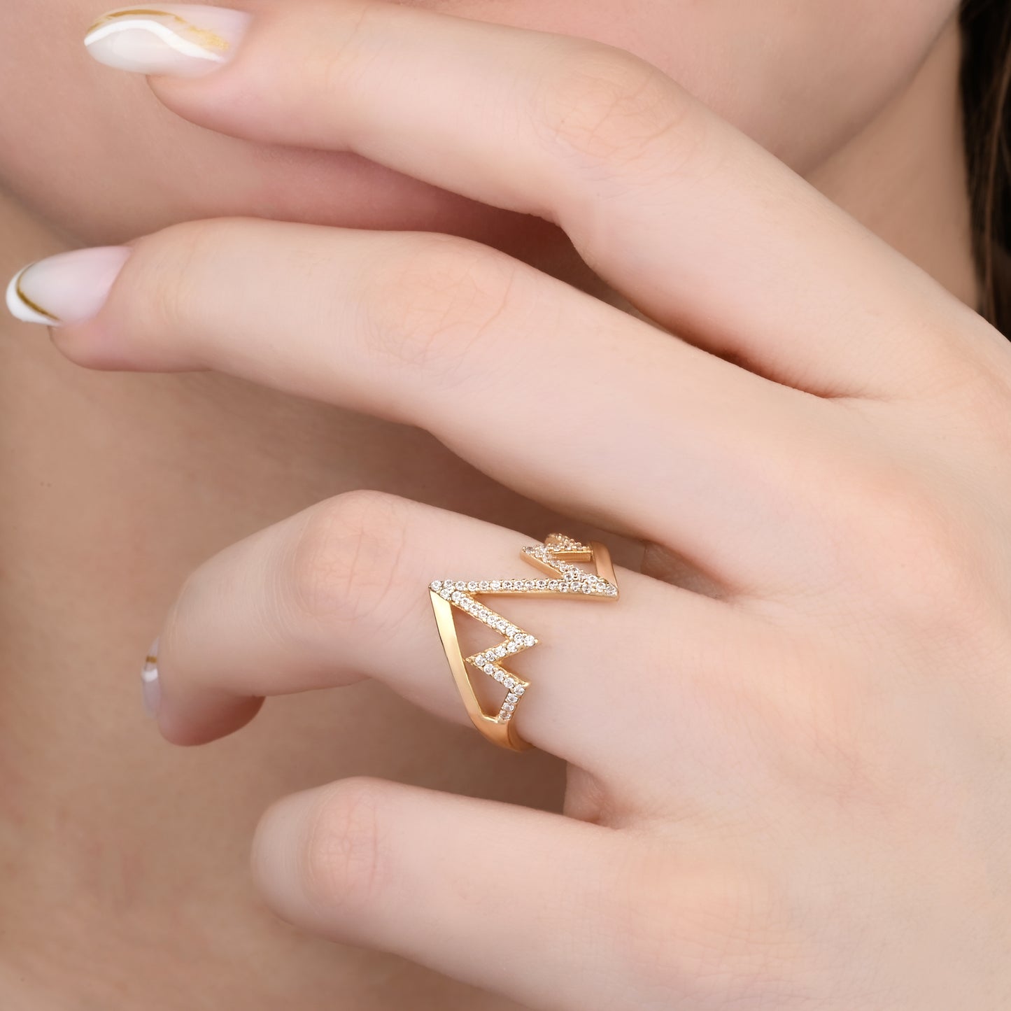 Heartbeat CZ-Accented Ring in 14K Gold