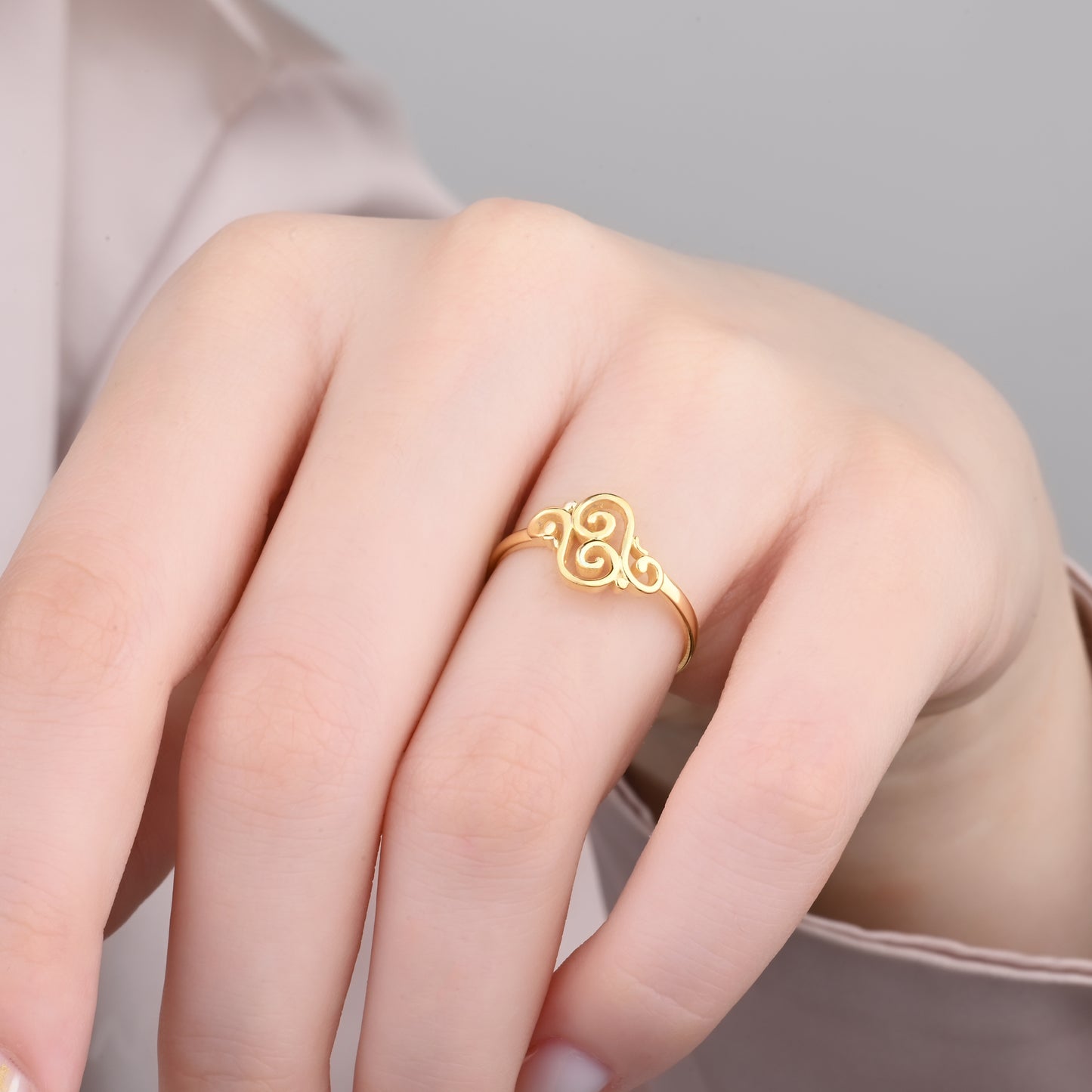 Swirl Motif 14K Gold Ring