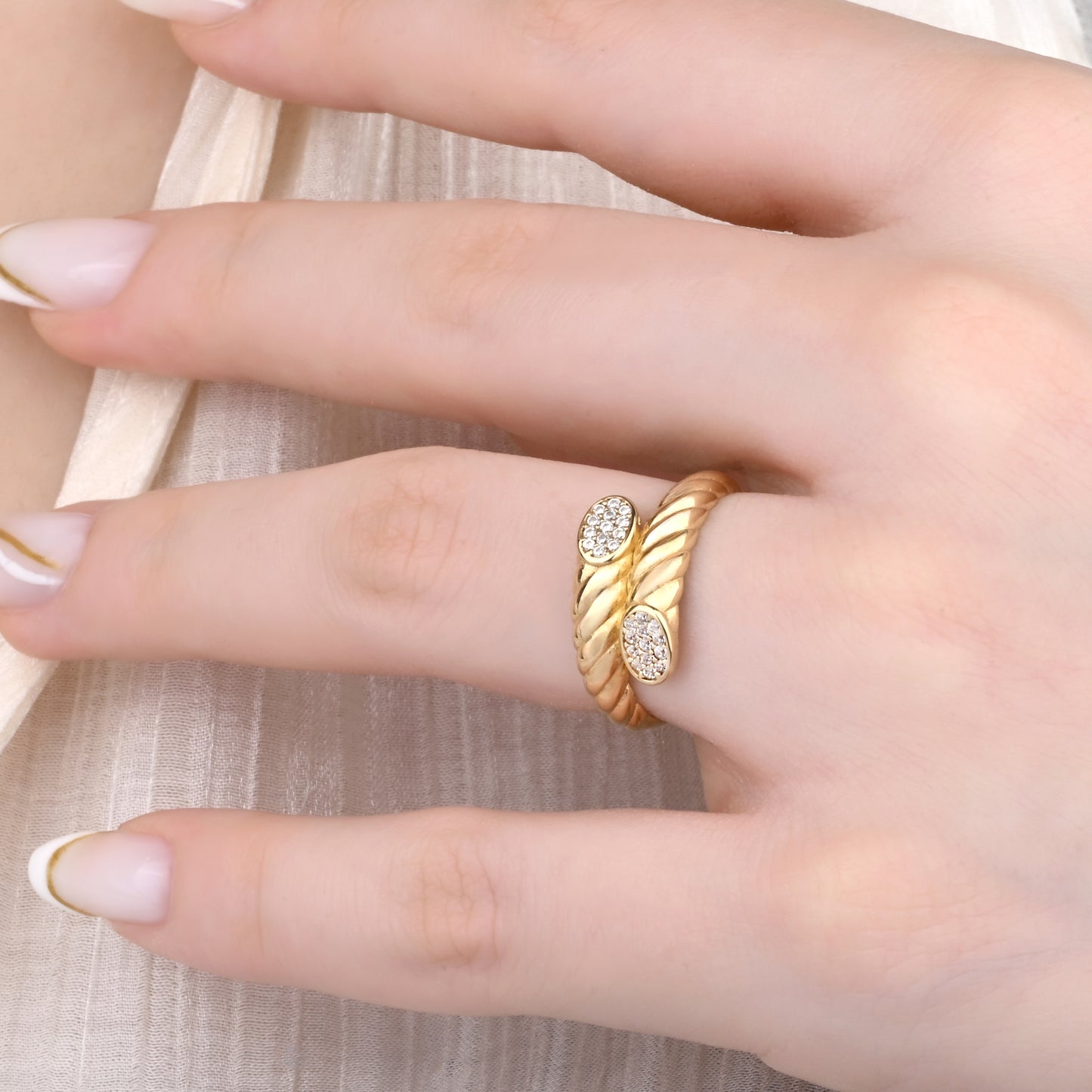 Twisted Pave CZ Grooved Ring in 14K Gold