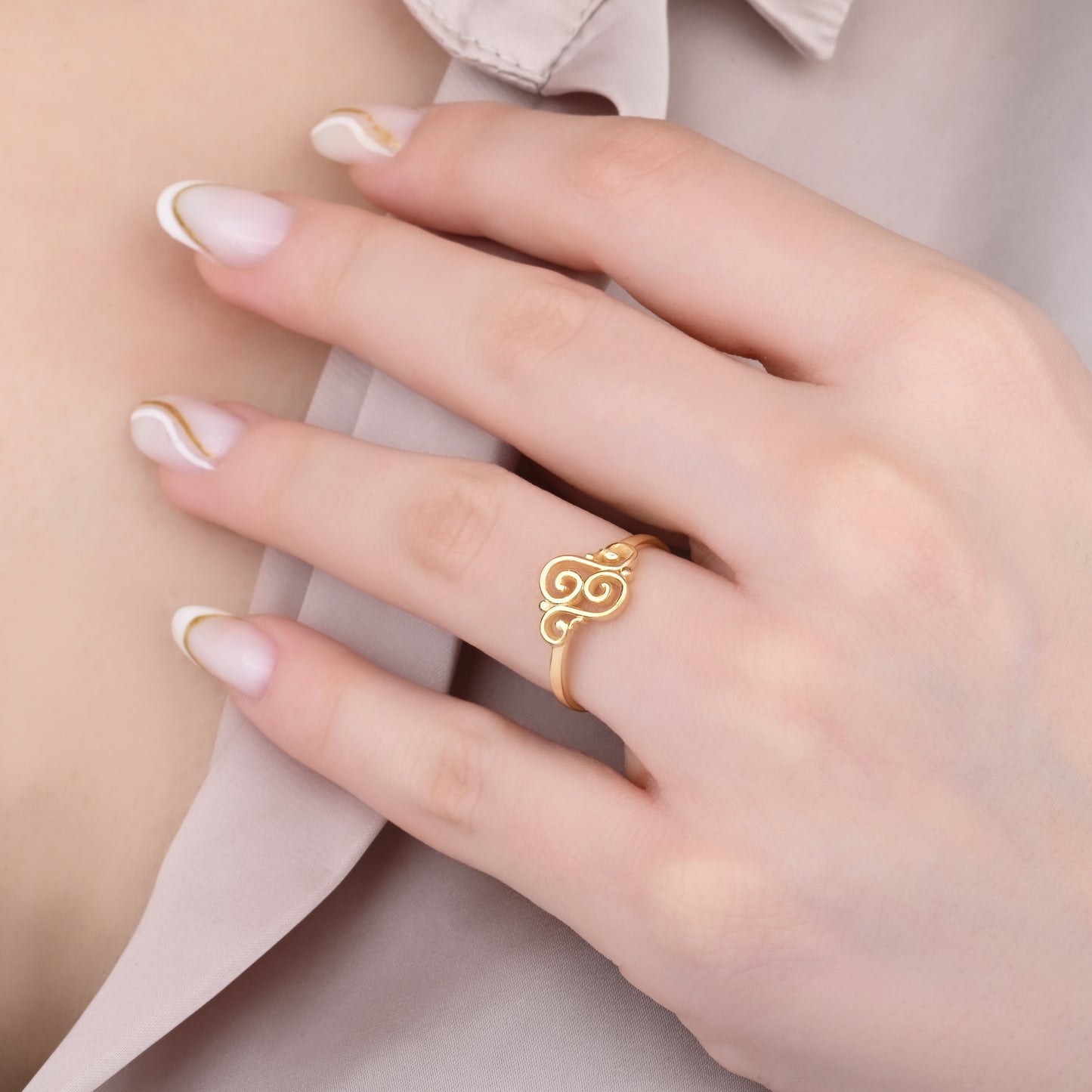 Swirl Motif 14K Gold Ring