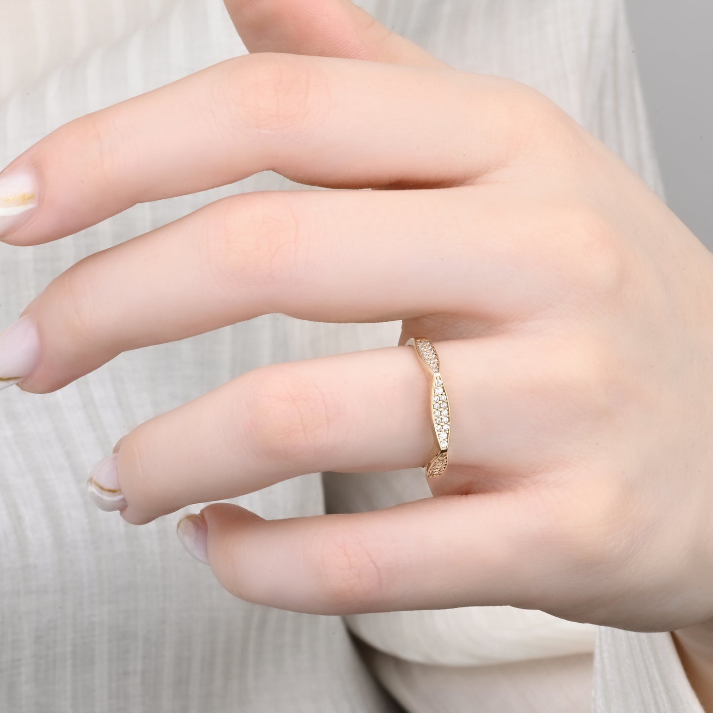 14K Yellow Gold Pavé Zirconia V-Contour Ring