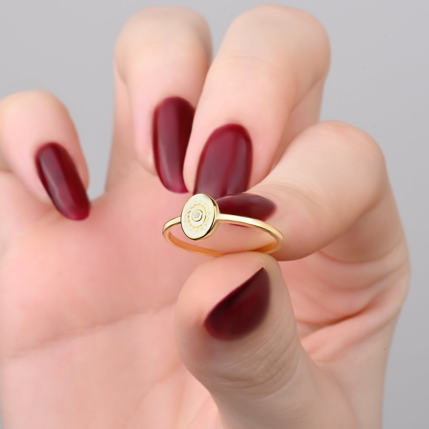 Capsule Royal Medallion Ring